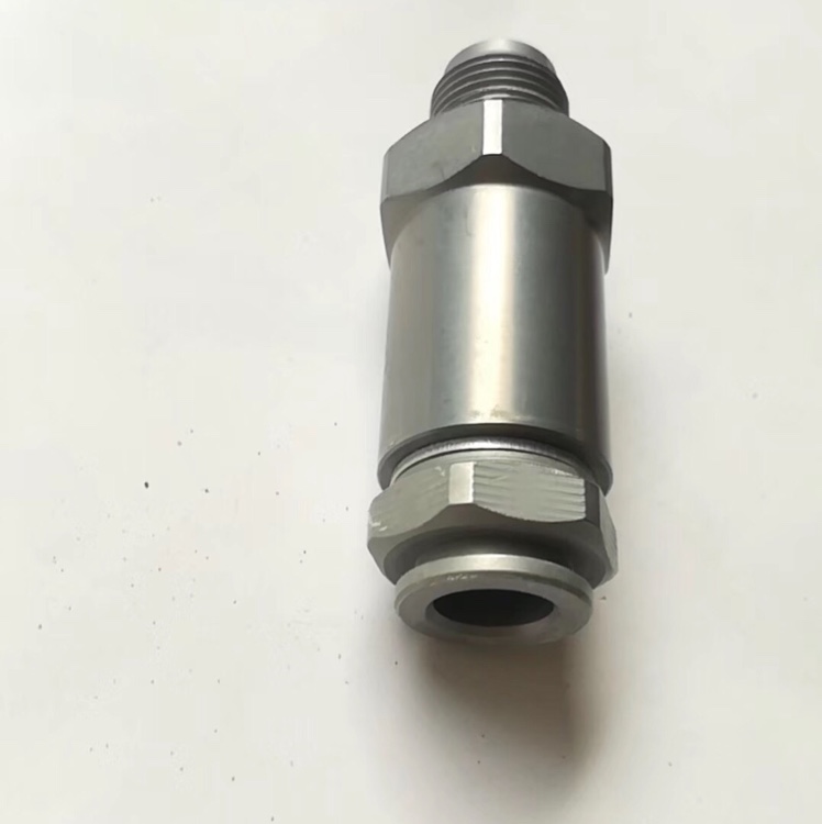 Dongfeng Cummins ISLE Fuel Relief Valve 3963808 3663812 1110010007