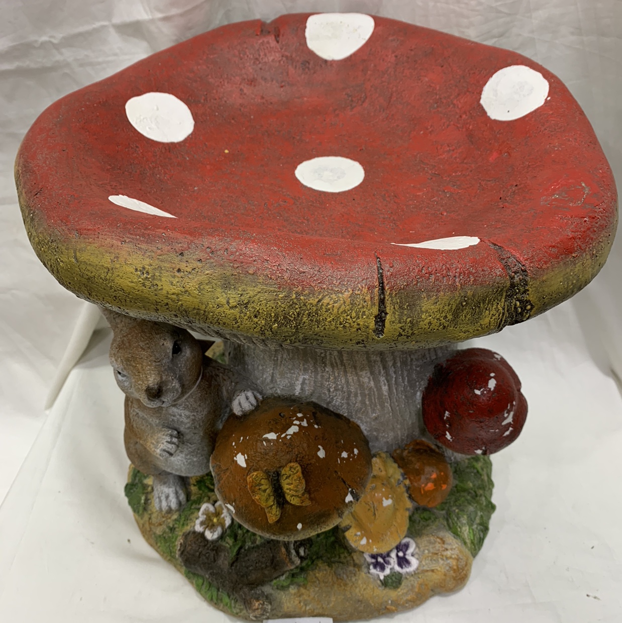 Magnesium oxide red mushroom decoration thumbnail