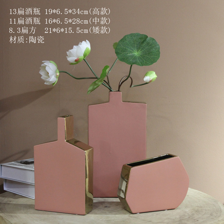 Matte frosted high-end creative Nordic light luxury Morandi color ceramic vase, electroplated gold hydroponic dried flower vase details Picture