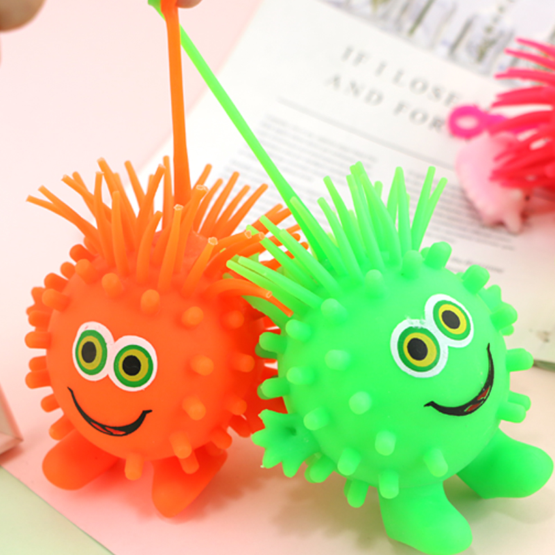 新款小菠萝 闪光玩具 厂家tpr  软胶闪光球 儿童地摊热销产品详情图2