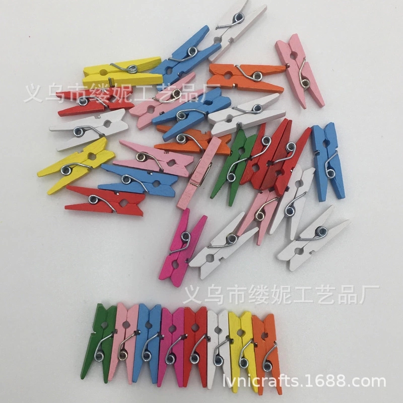 Factory direct sales of wooden cartoon clips, message clips, photo clips, decorative clips, retail and wholesale of wooden clips detail image 3
