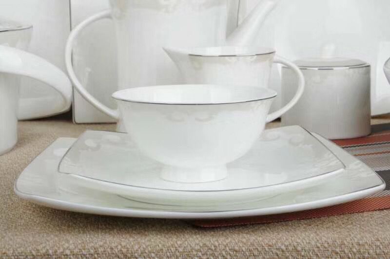 陶瓷餐具（61头真骨瓷高档西餐具）每箱一套产品图