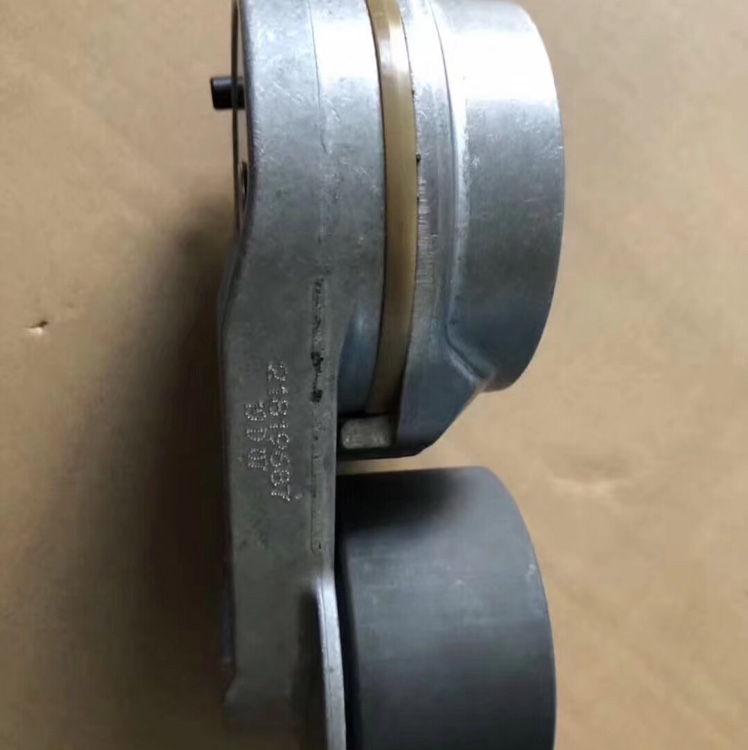 European heavy truck Volvo D13 belt tightening wheel 21819687 Application Scenario