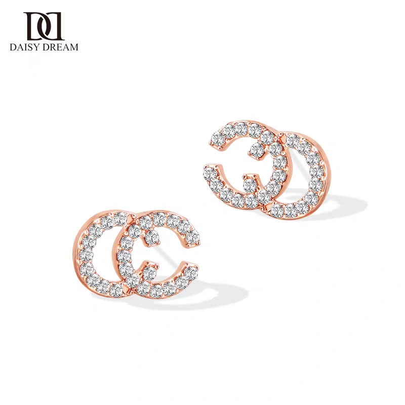 Naruto jewelry 2020 new fashion double C earrings female letter silver needle earrings disposition South Korea web celebrity small high-end sense earrings thumbnail