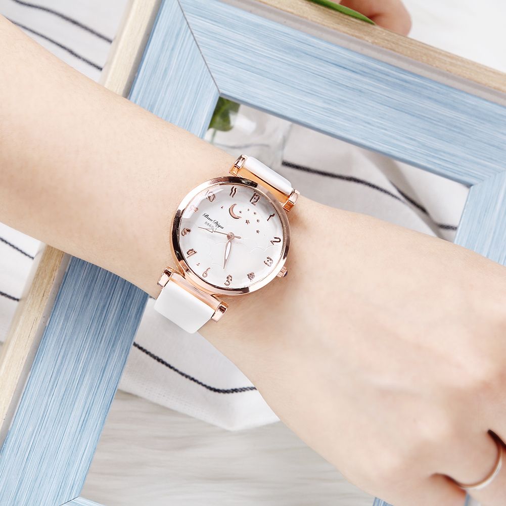 Star Moon Watch Personality Simple Starry Quartz Watch Application Scenario