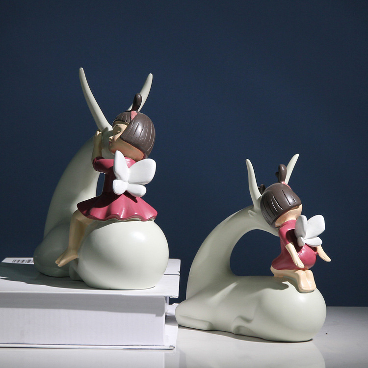 Customized cute character cartoon figurines, resin ornaments, little girl children's room desk handicrafts for your girlfriend details Picture