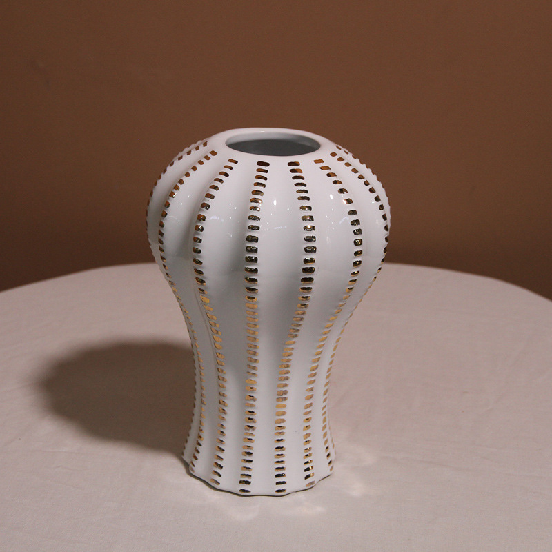 Simple home flower arrangement vases, modern model room soft furnishings, ceramic vases, ornaments, living room entrance, coffee table decorations Specification image