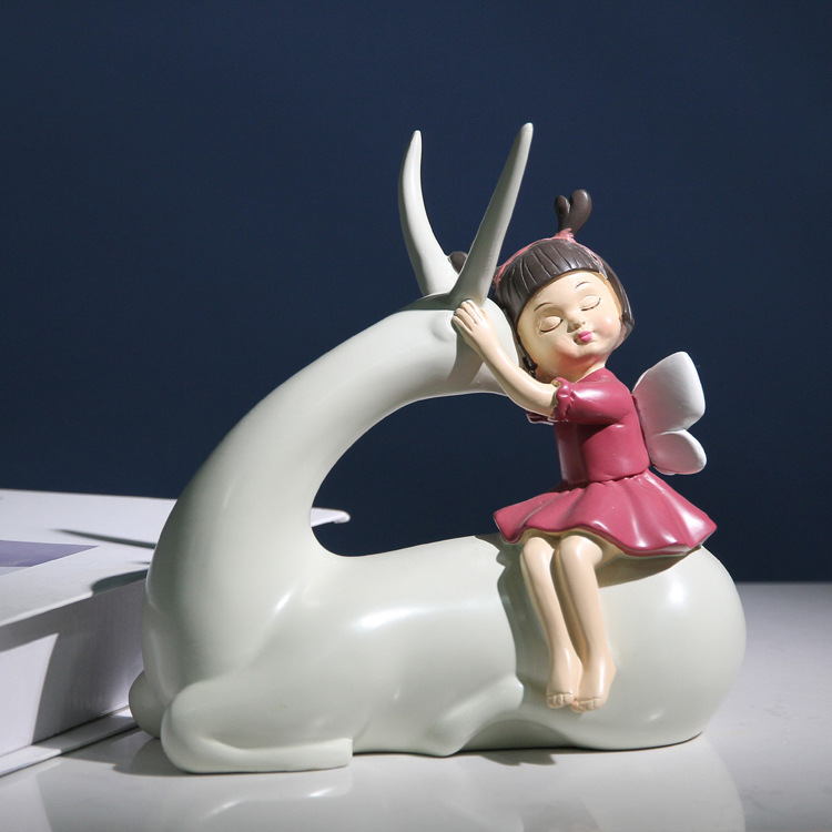 Customized cute character cartoon figurines, resin ornaments, little girl children's room desk handicrafts for your girlfriend undefined