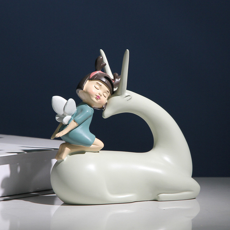 Factory direct sales of cartoon deer girls, girlish resin animal ornaments, modern, fashionable, simple and creative decorative items Specification image