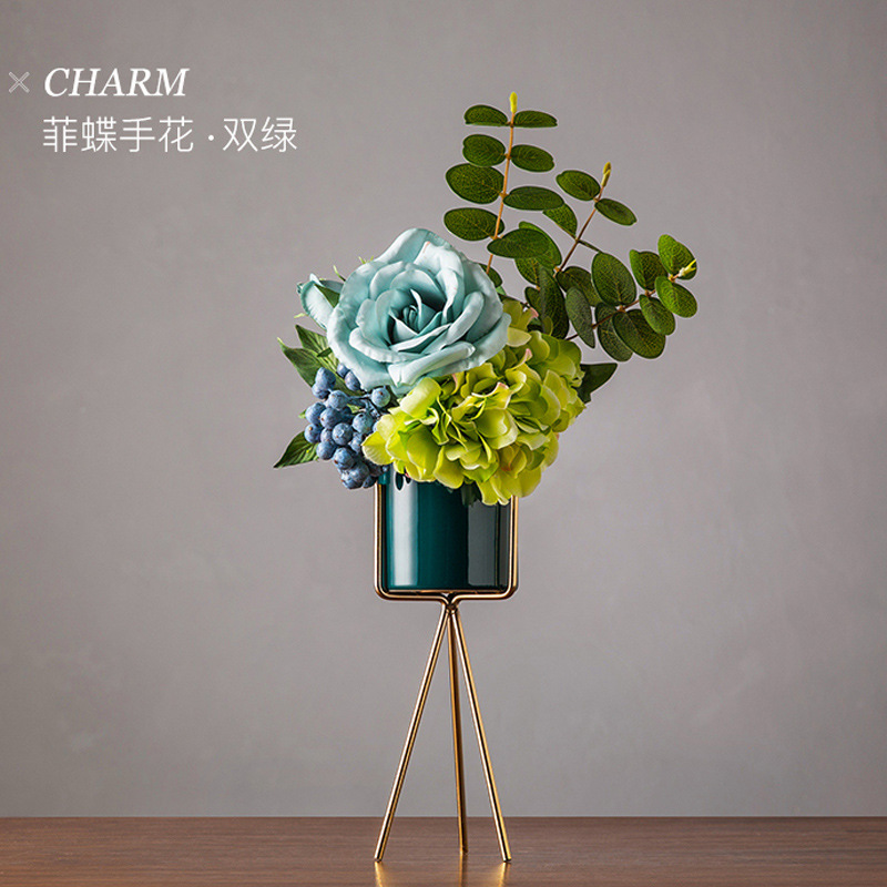 Nordic light luxury style wine cabinet decoration, modern dining table small craft arrangement, creative and simple home soft furnishing display details Picture