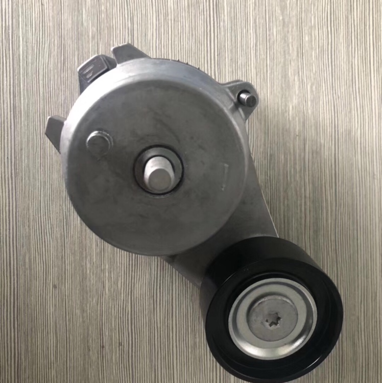 Jianghuai Ruifeng M4/1.9T belt tightening wheel 1025300FB010 Jianghuai Navistar 4.8L engine belt tightening wheel 8001168C1 Specification drawing