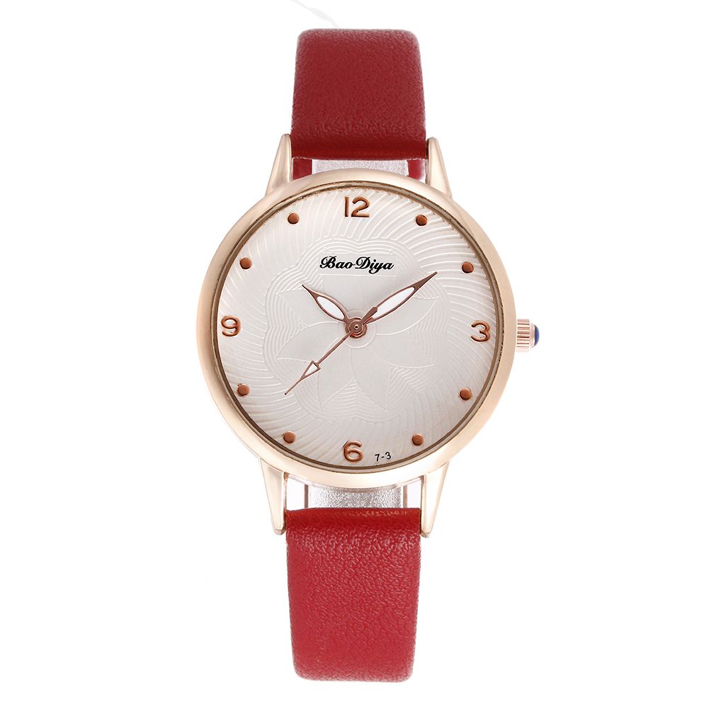 Simple Gentle Literary Small Fresh Women's Watch Fashion Watch Application Scenario