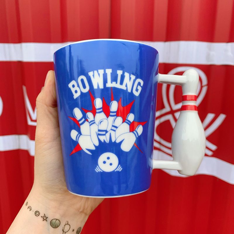 Ceramic Cup With Bowling Ball Shape Handle details Picture
