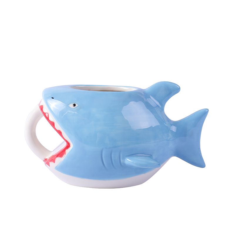 Creative Shark Shape Mug Cartoon Shark Head Ceramic Mug Personality Shark Mark Ceramic Mug Item Picture