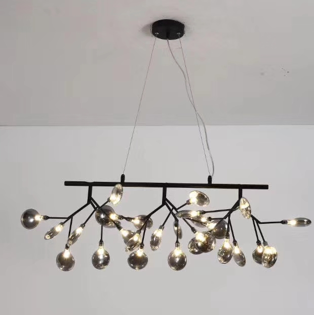 Decorative lighting fixtures, craft lighting fixtures, and dining pendants are suitable for decorating stores, restaurants, bars, and clothing stores