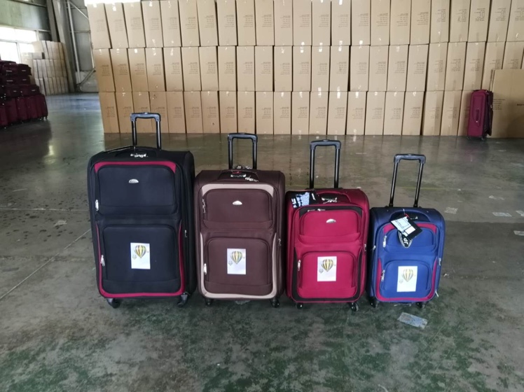 16930-4 4pcs 4 wheel luggage set