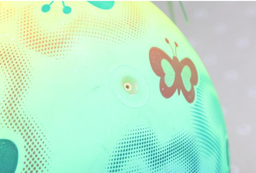 新款彩虹色加厚PVC充气玩具皮球 儿童运动拍拍球 厂家甩甩球热卖详情12