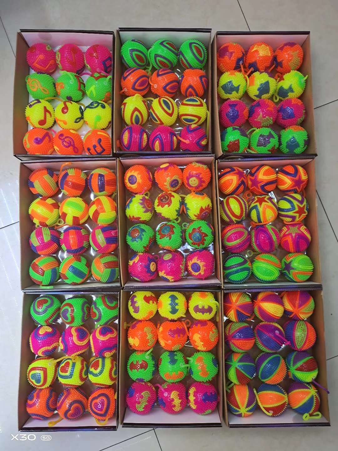 7. Massage balls are on sale in the street
