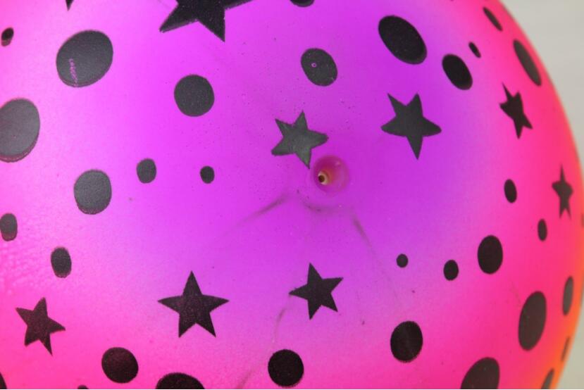 新款彩虹色加厚PVC充气玩具皮球 儿童运动拍拍球 厂家甩甩球热卖详情2