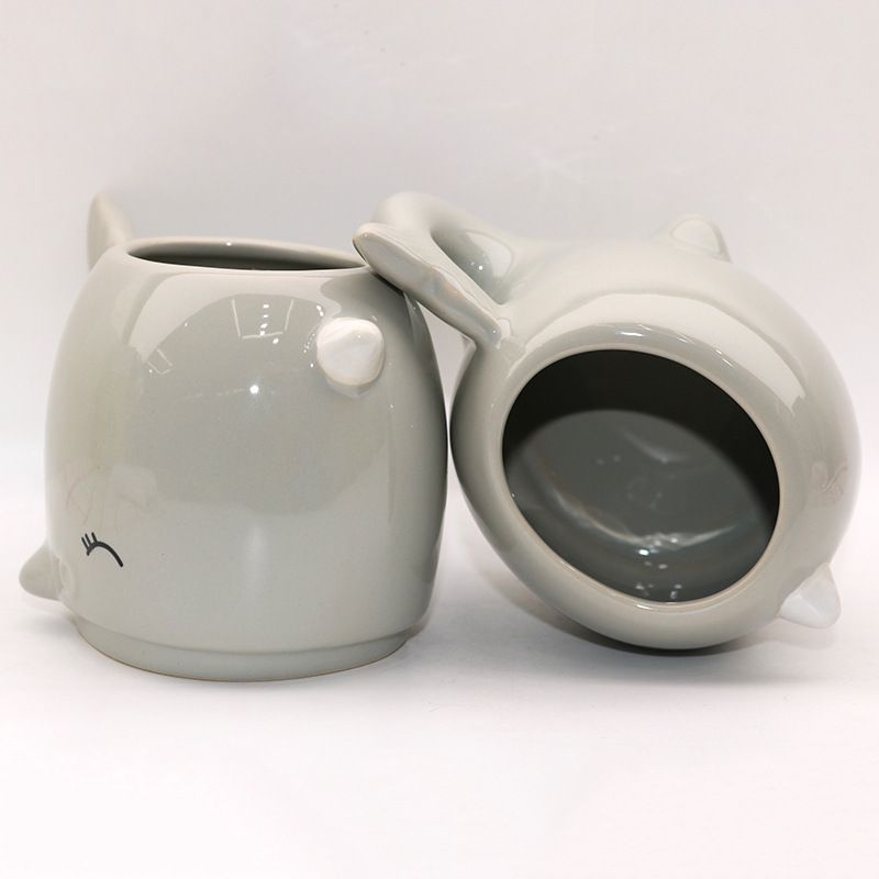 3D Marine Creature Whale Ceramic Cup Creative Small Whale Shape Mug Cartoon Whale Ceramic Water Cup Application Scenario