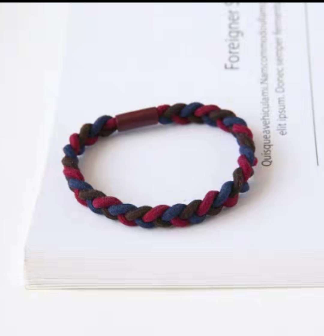 Korean fresh and clean basic high-elasticity hair tie braided hair rope tied into a ponytail, simple base hair band, unique headwear, three-color braid rubber tube Specification image