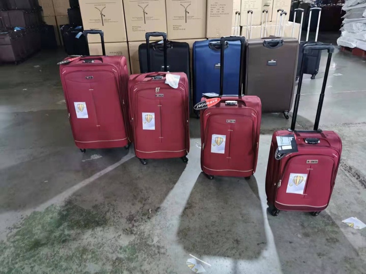 luggage 4pcs 4 wheels set 4 color产品图