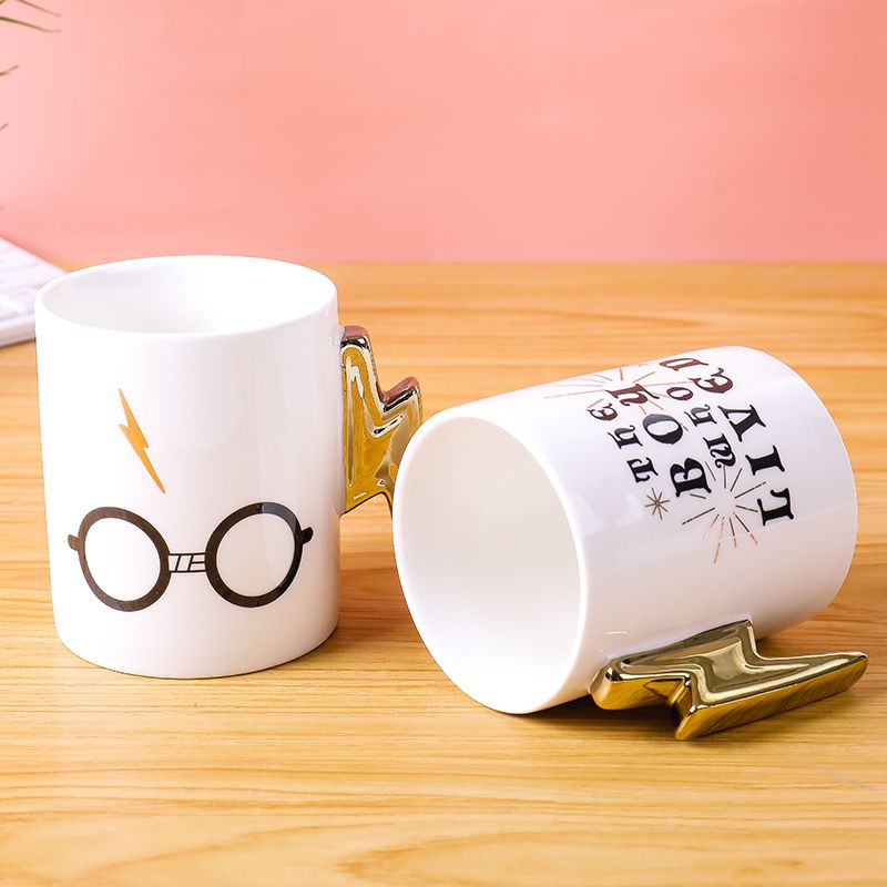 Lightning Glasses Mug Creative Lightning Ceramic Cup Personality Lightning Handle Mug Custom Creative Lightning Ceramic Cup Personality Lightning Handle Mug Custom Specification drawing