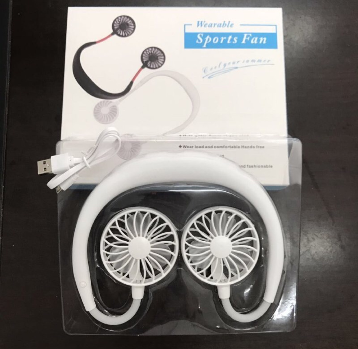 网红挂脖风扇白底实物图