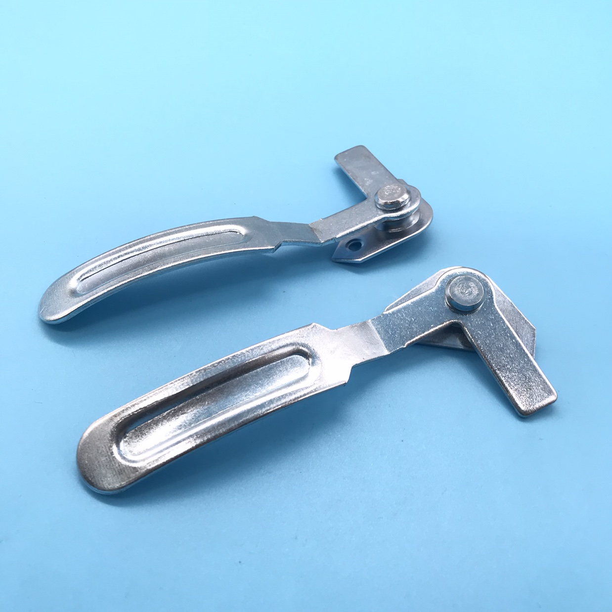 Shuzan German craftsmanship nail clipper set, daily hardware, old-fashioned steel window accessories, iron window handle, magnetic clip, wind support and shield Item Picture