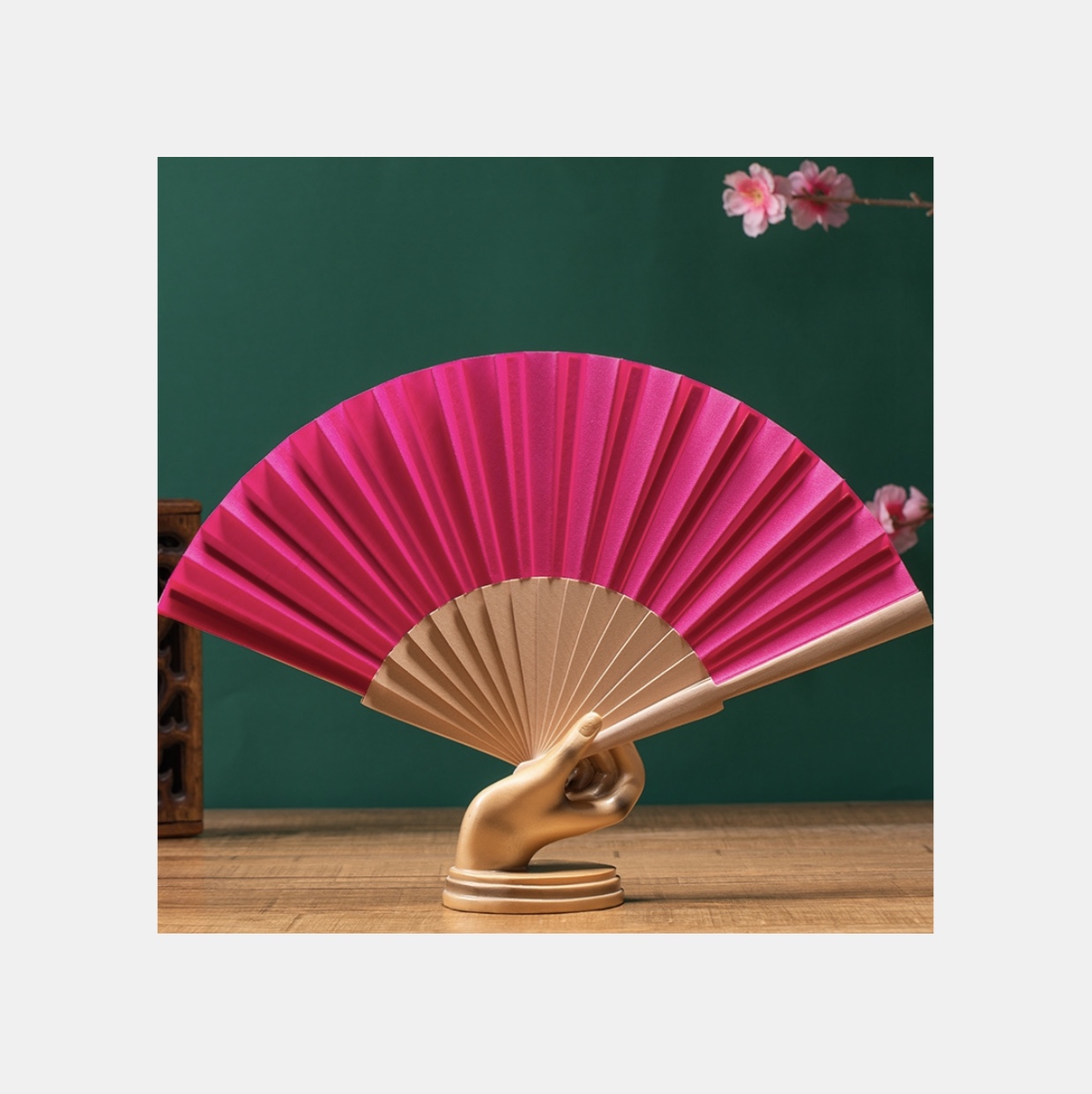 18方木头柄纯色扇子产品图