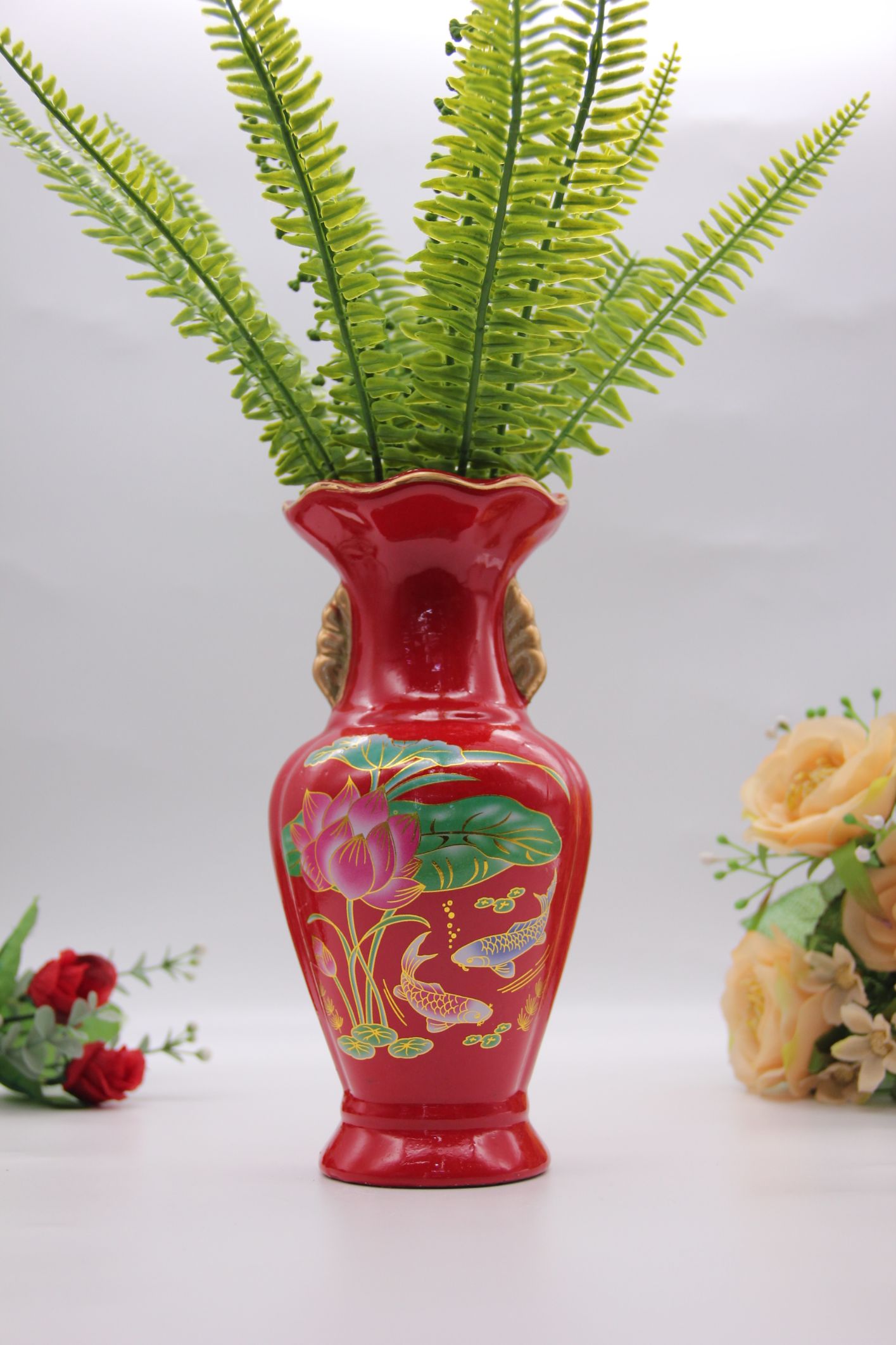 Red glaze vase with Chinese wind festive decorations dry flowers decorative decorations thumbnail