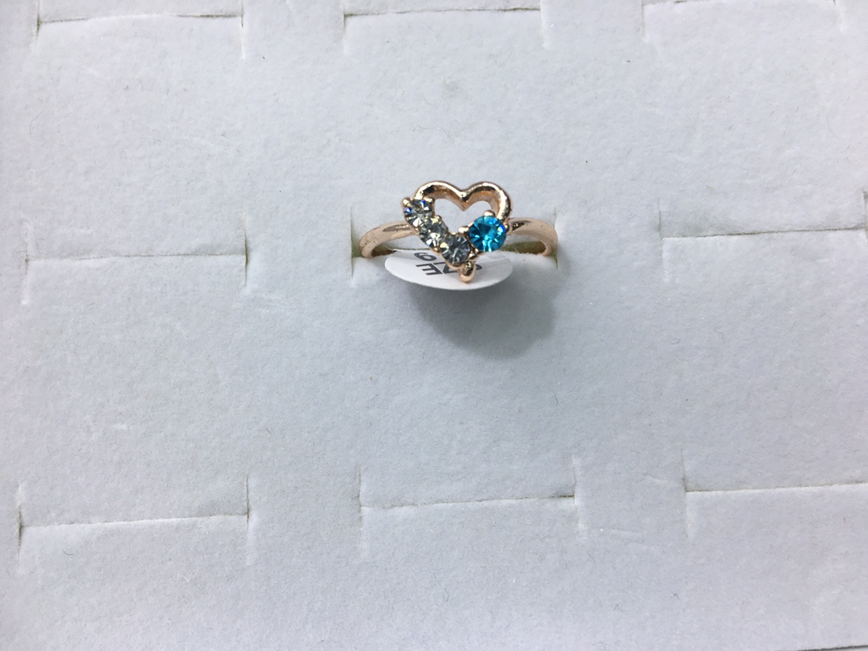 Wholesale popular peach heart blue rhinestone ring. thumbnail