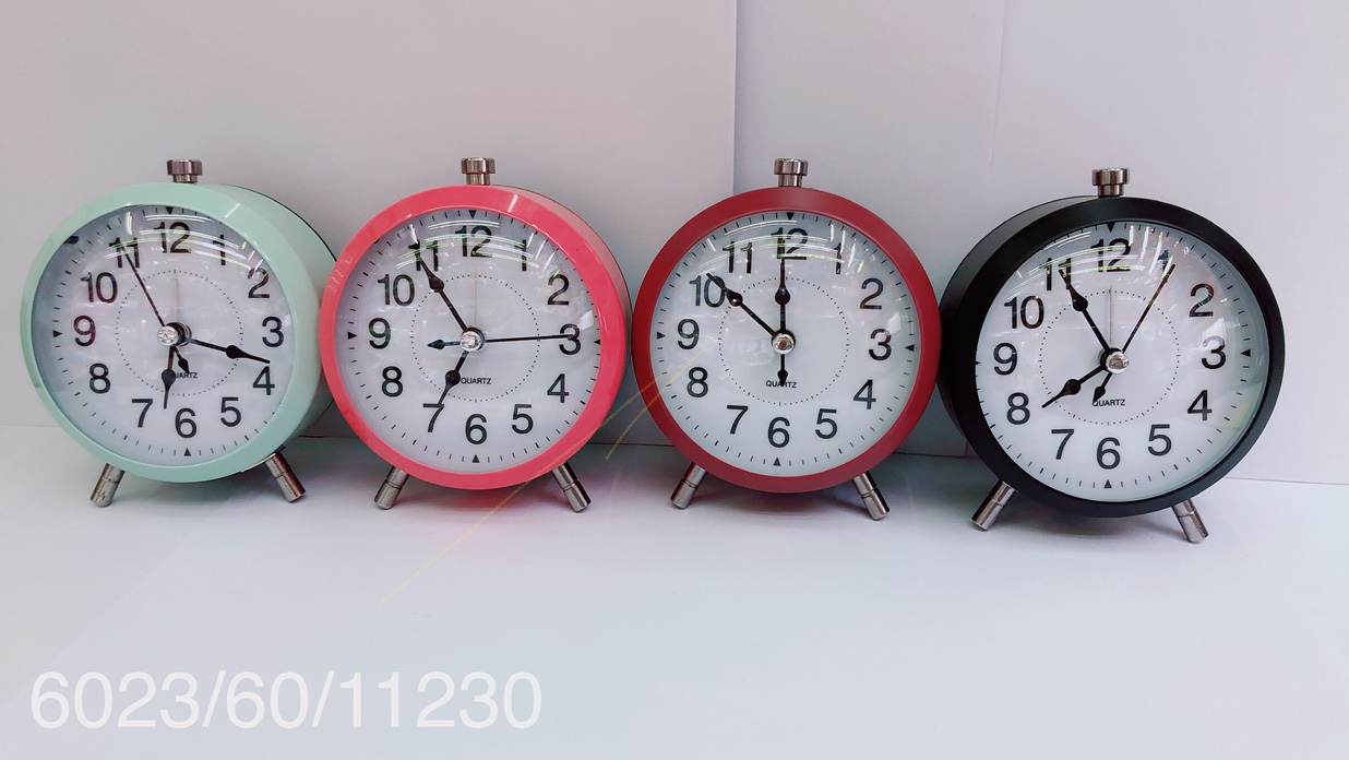 欧式现代时尚简约金属小闹钟 3寸创意超静音夜光闹表