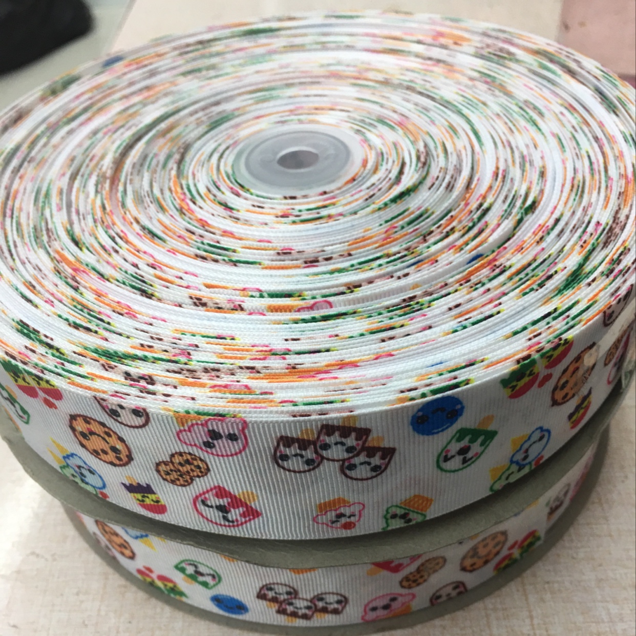 家用冰淇淋机实物图