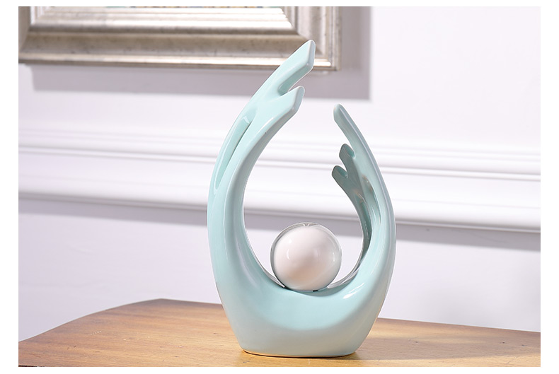 Wine cabinet decorative items, home furnishings, living room TV cabinet, creative, modern and simple home decoration, family interior Application Scenario