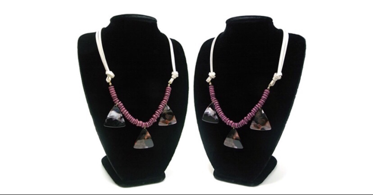 The new coconut shell necklace 0006