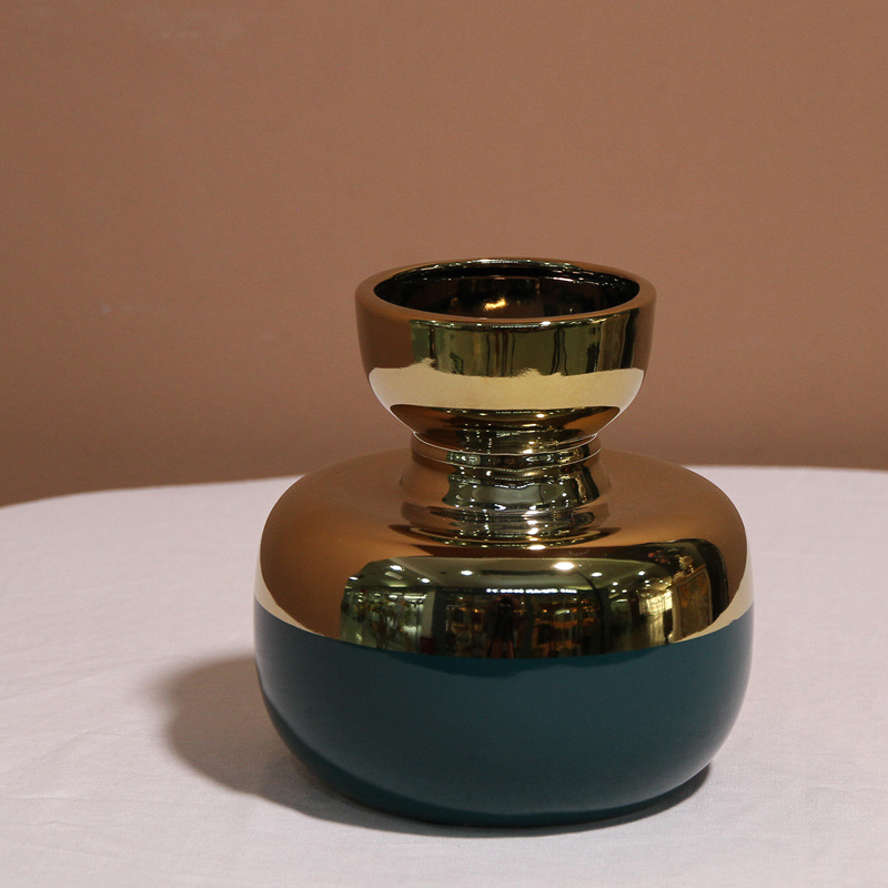 Creative and trendy Nordic ceramic vases, modern home wine cabinet decoration, light luxury style, dark green electroplated gold flower arrangement vases Specification image