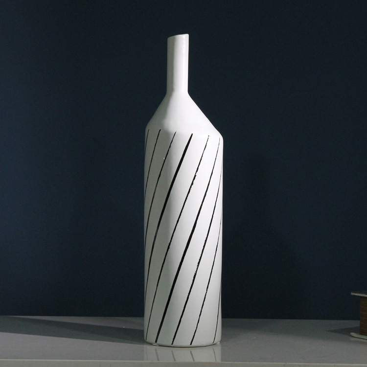 Creative Nordic hand-pulled matte strip geometric simple flower vases, table decorations, modern home ceramic vases Specification image