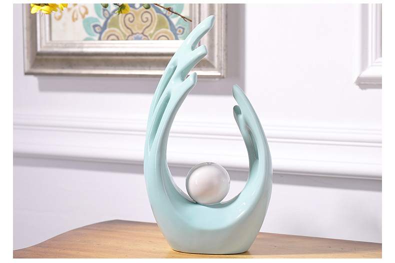 Wine cabinet decorative items, home furnishings, living room TV cabinet, creative, modern and simple home decoration, family interior Specification image