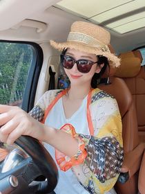 Yiwu good goods foreign trade new chiffon printed beach clothes driving swimming bikini outside sunscreen clothes direct sales