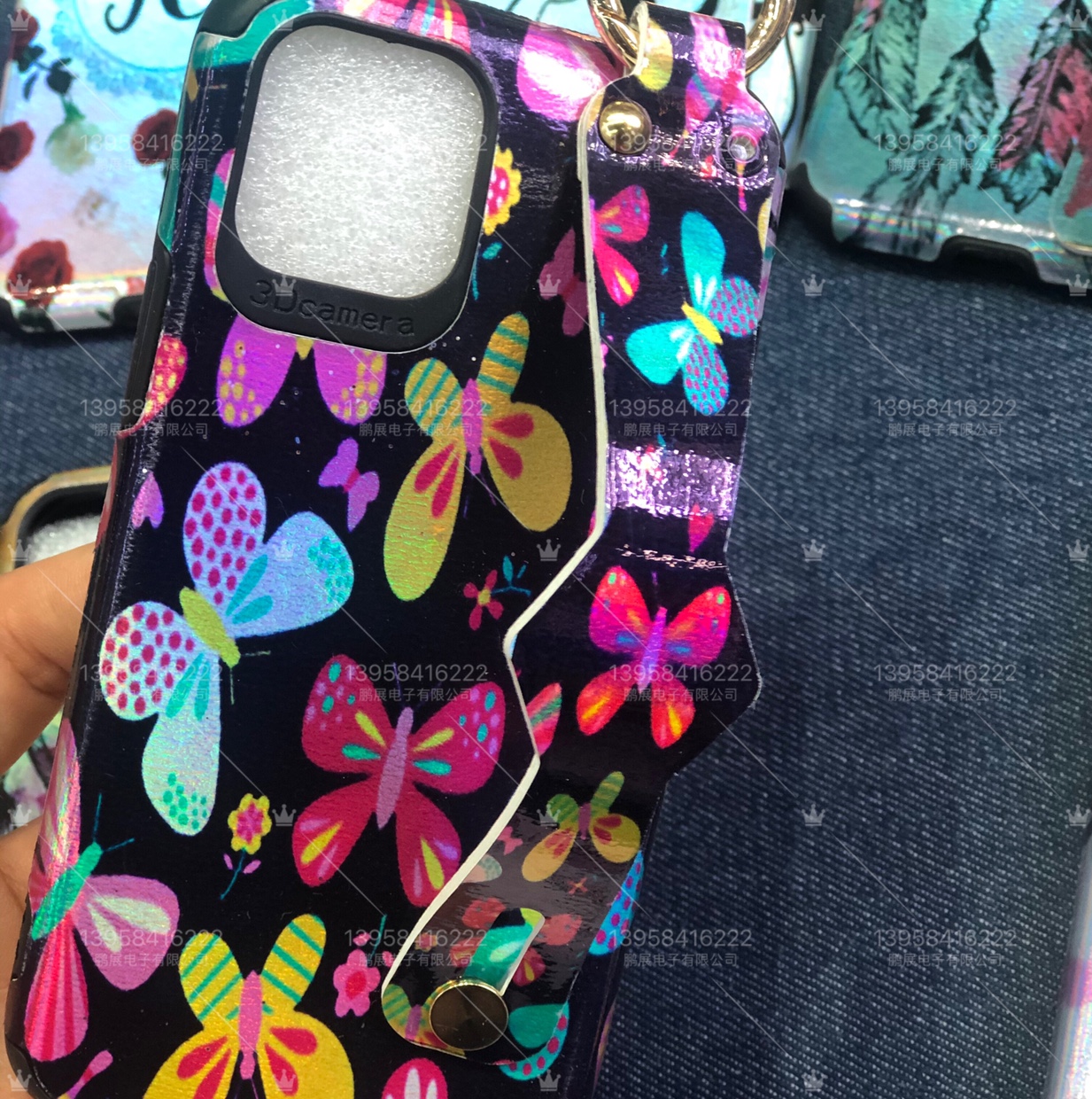 Wristband-style phone cases Specification image