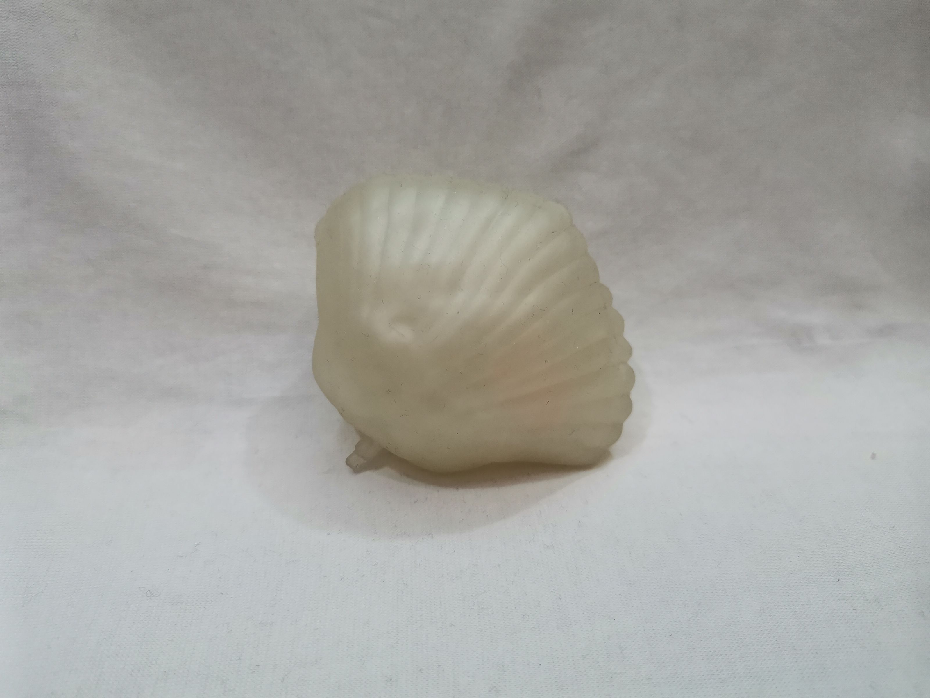 Manufacturers direct TPR shell toys thumbnail