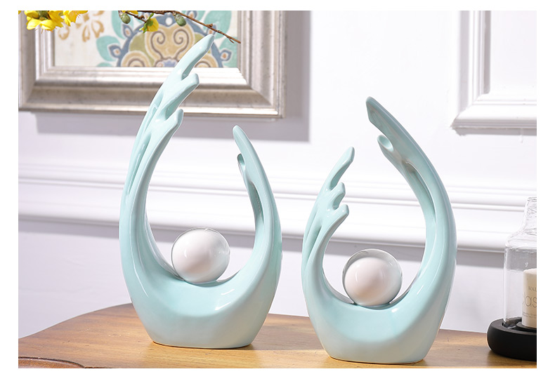 Wine cabinet decorative items, home furnishings, living room TV cabinet, creative, modern and simple home decoration, family interior details Picture