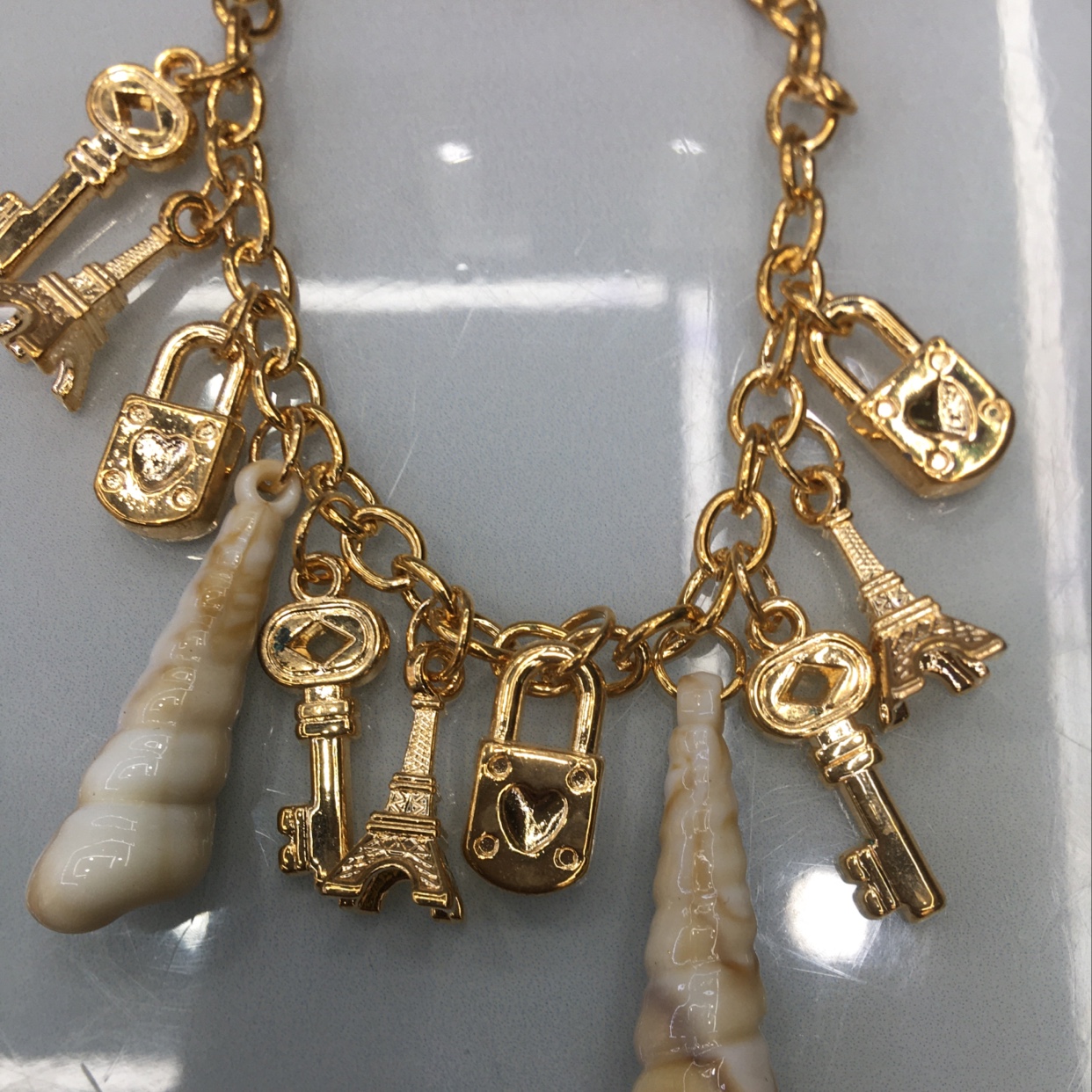 Korean fashion chain imitation shell conch Tower lock key female bracelet thumbnail