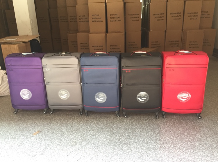 900-4 4pcs super light weight 4pcs 4wheels luggage set