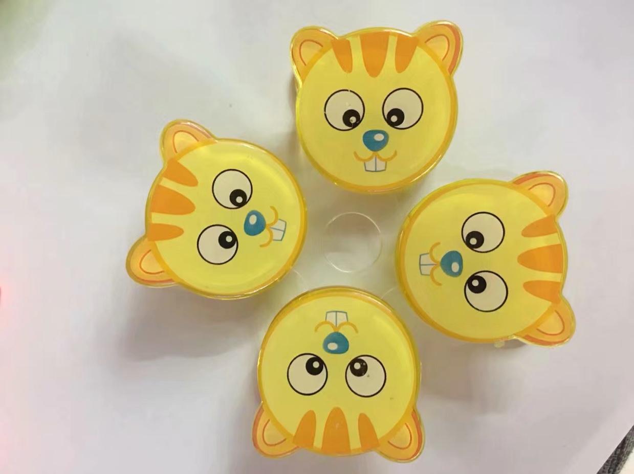 卡通夹子配套夹白底实物图