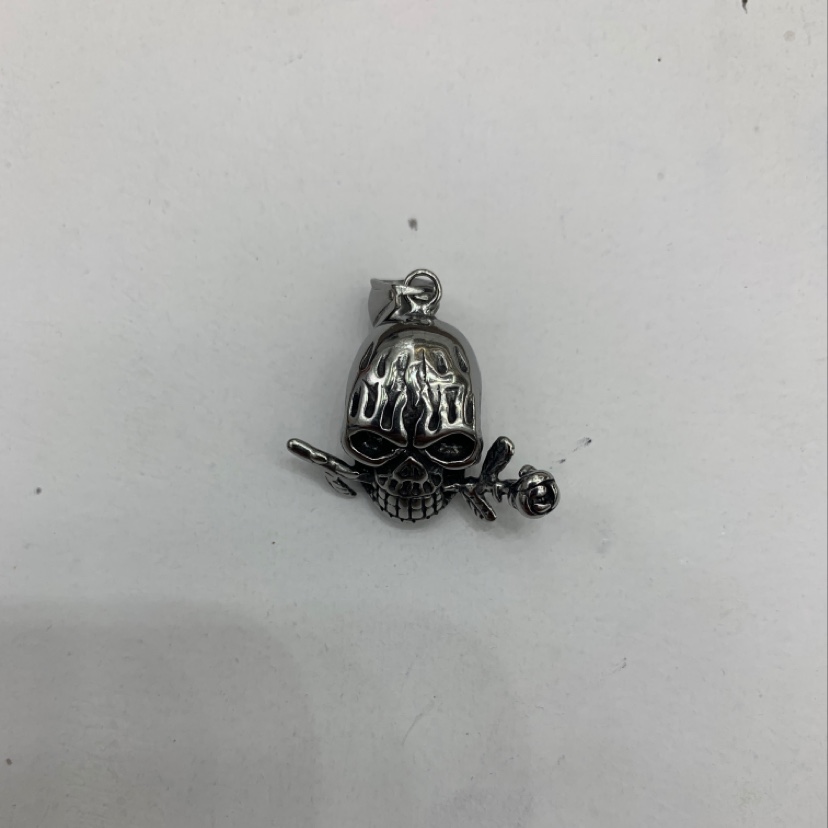 2020 European and American powerful star Skull Necklace for men, titanium steel personalized Ghost Head Pendant, punk stainless steel accessories full figure