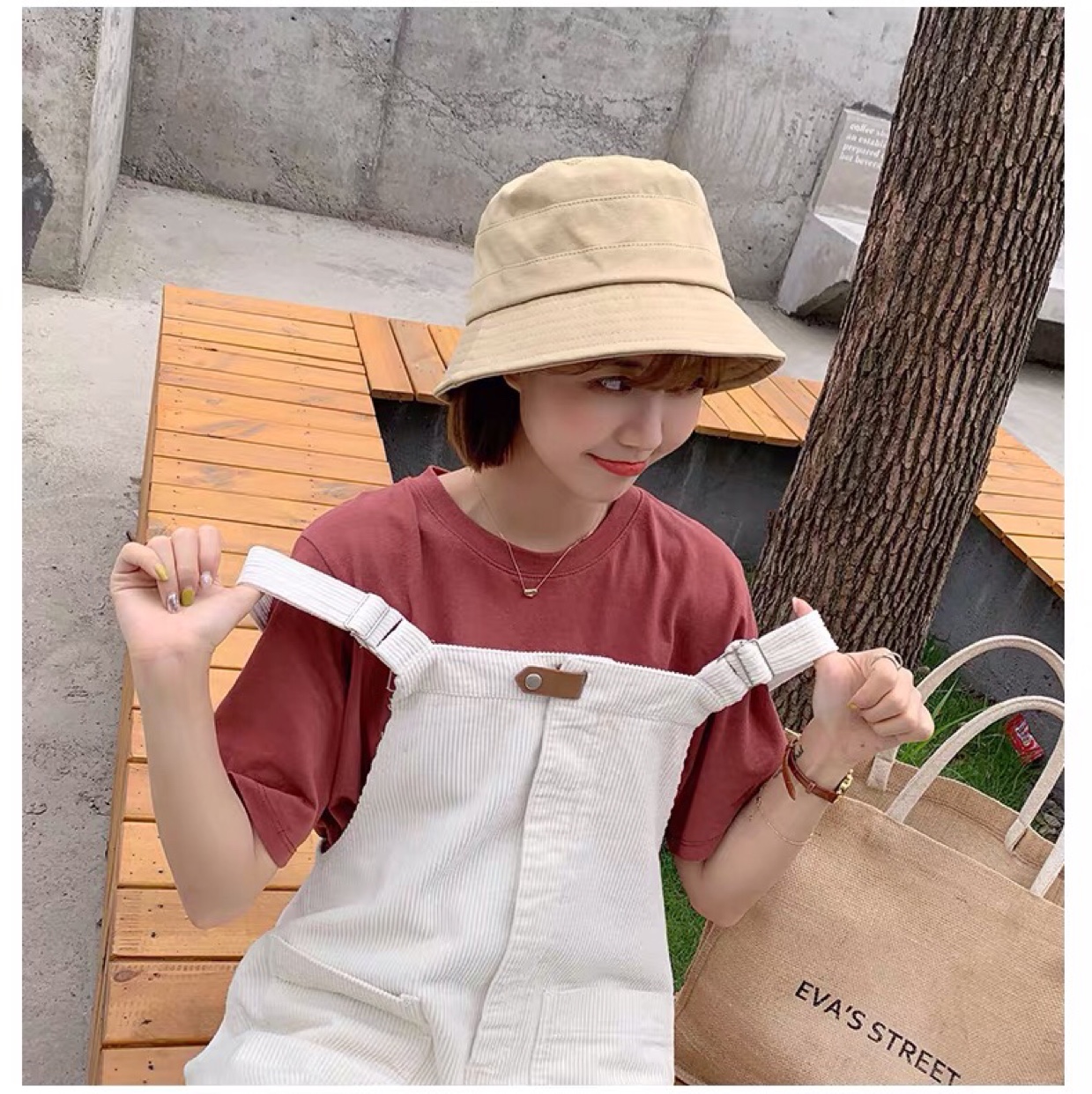 Hongxiang Hat Industry Trading House