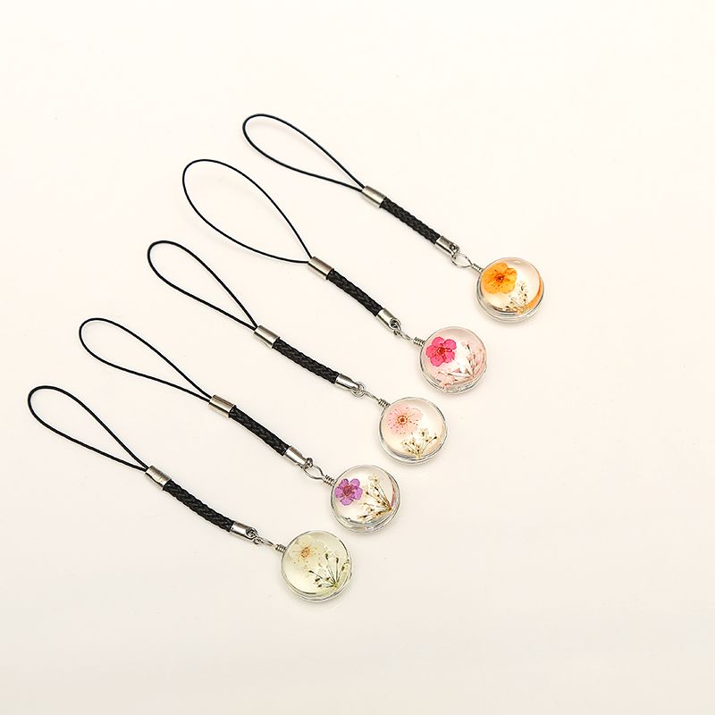 Dried flower pendant details Picture