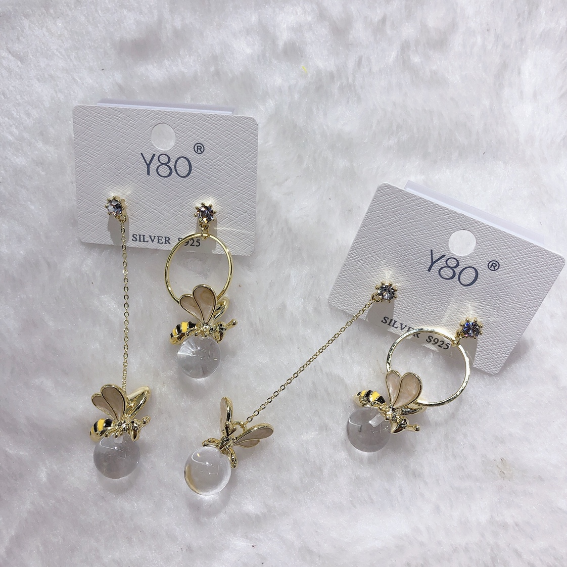 Hot style fashion Korean style bee stud earrings thumbnail